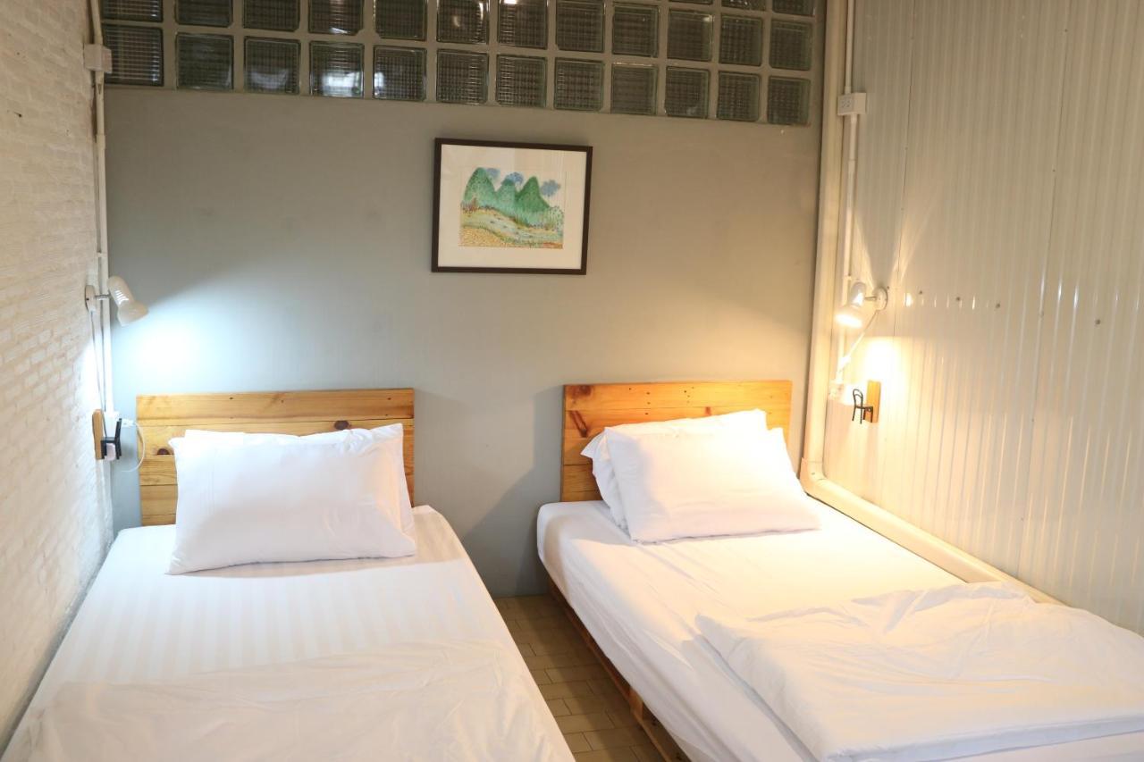 Nesuto Hostel&Cafe Ramkamhaeng 52 Bangkok Buitenkant foto