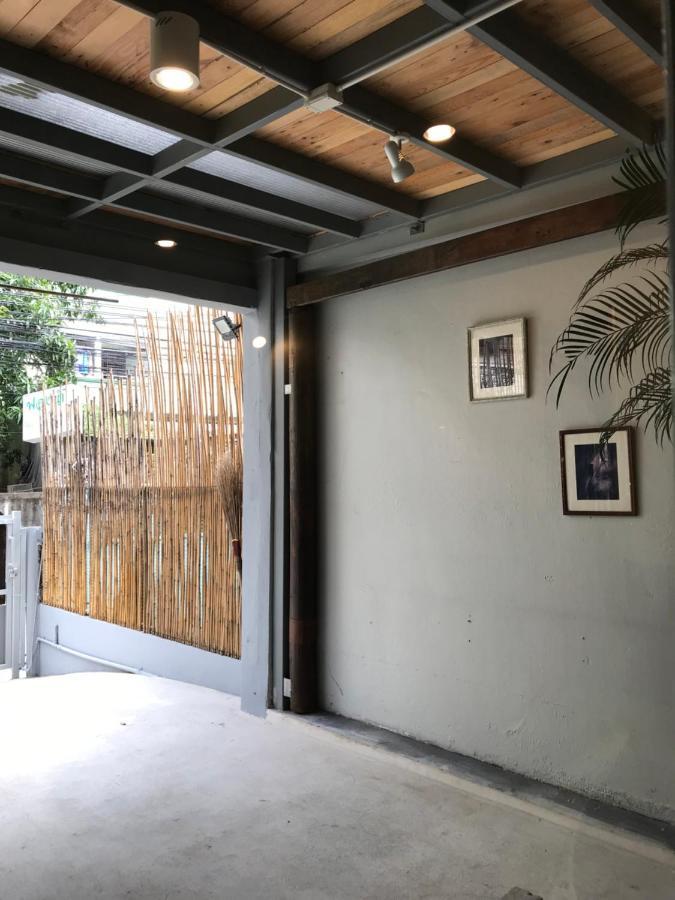 Nesuto Hostel&Cafe Ramkamhaeng 52 Bangkok Buitenkant foto
